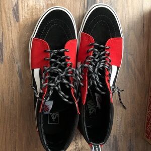 Vans Men's Red and Black High-Top Sneakers